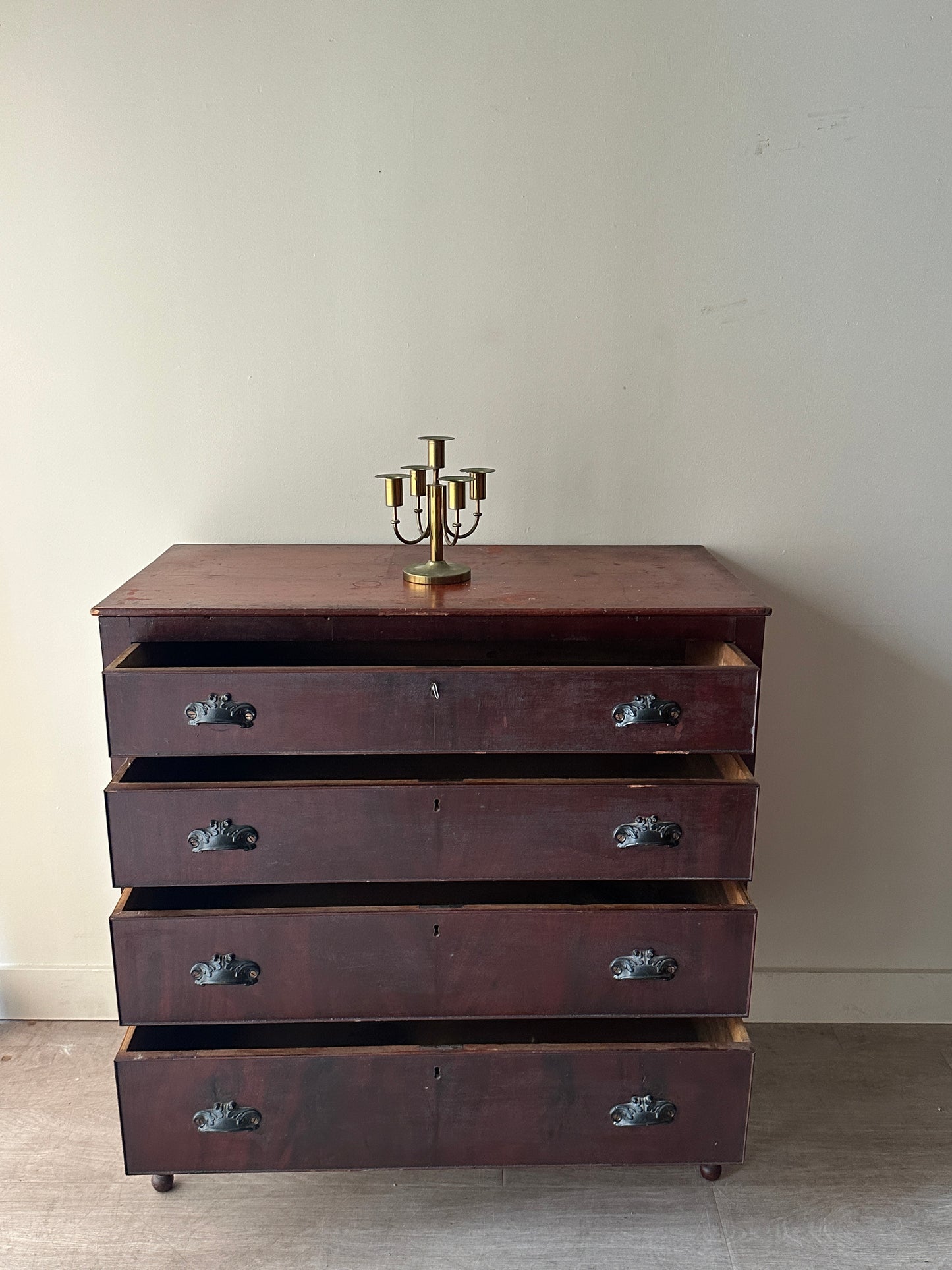 Mahogany dresser
