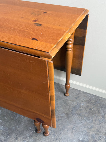 Pine drop leaf table