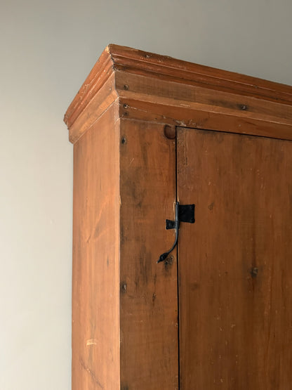 Pine one piece stepback cupboard
