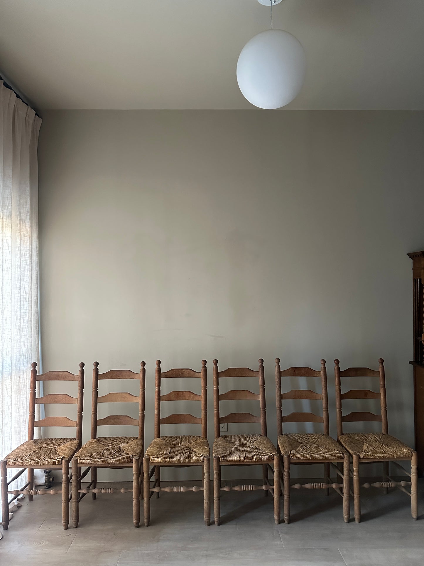 6 ball top oak and rush dining chairs. (Sets of 2)