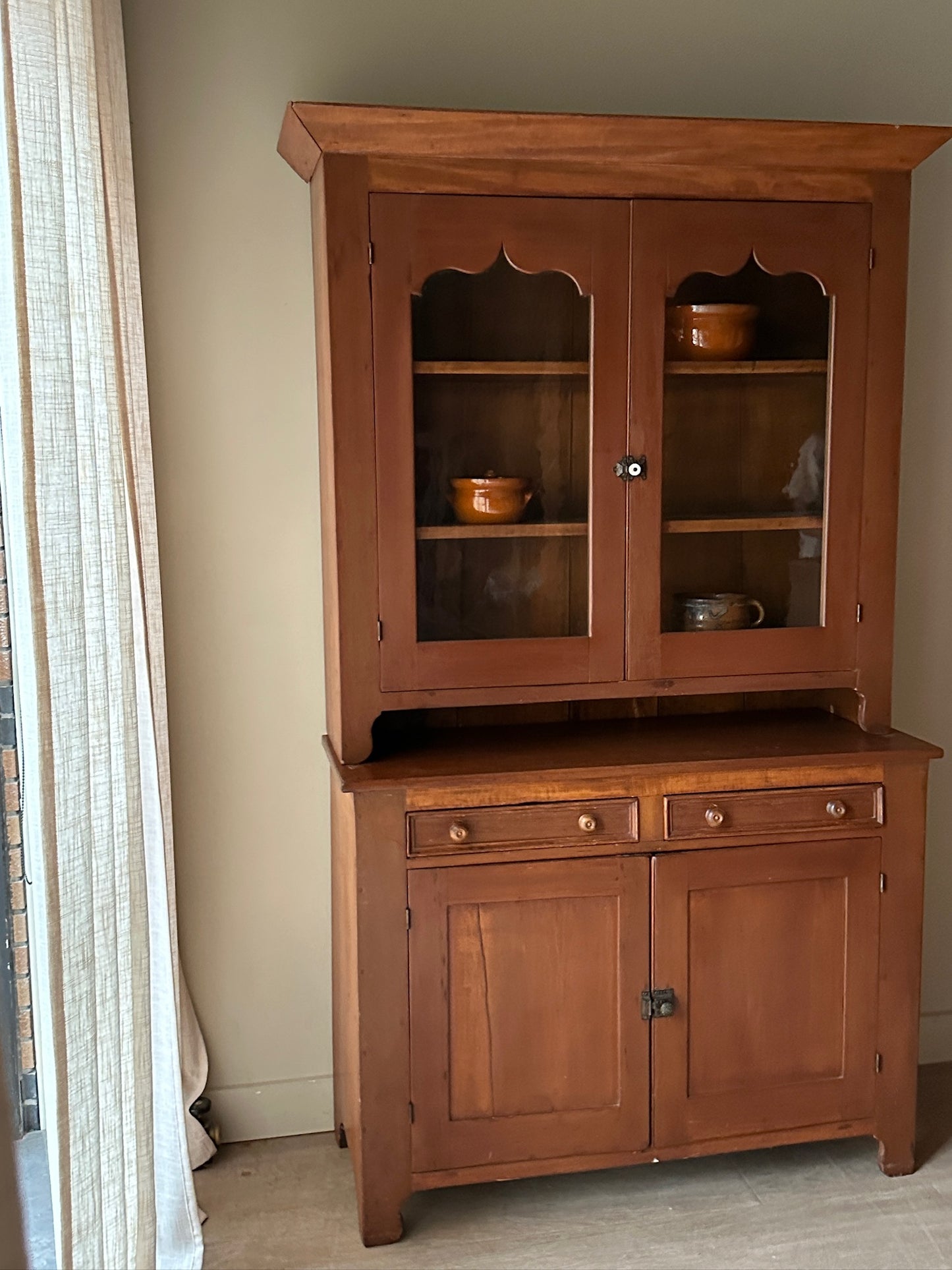 Pennsylvania Federal Display Hutch