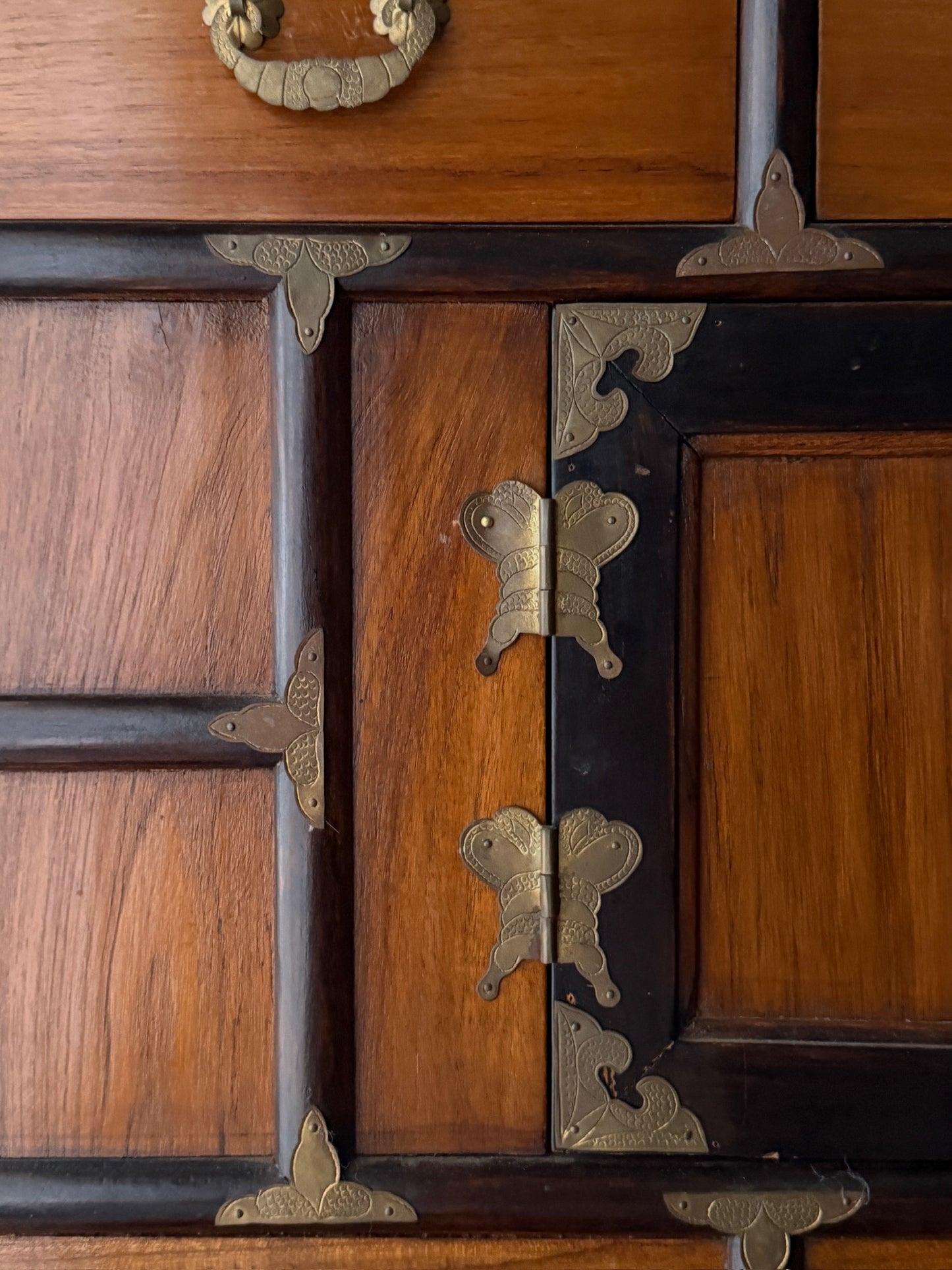 Korean elmwood two piece tansu chest
