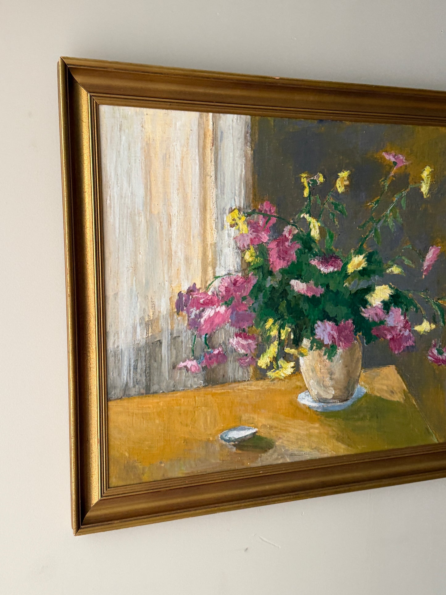 1964 Floral still life. Signed.