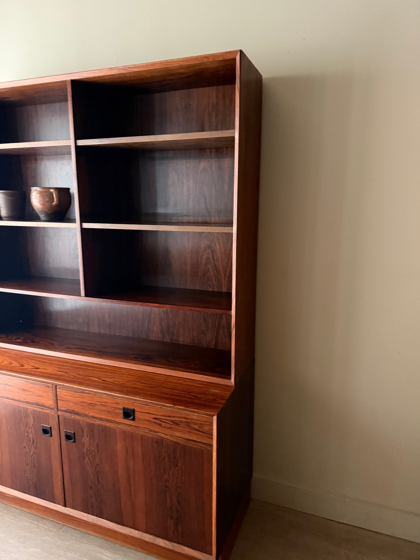 Brouer Danish rosewood hutch