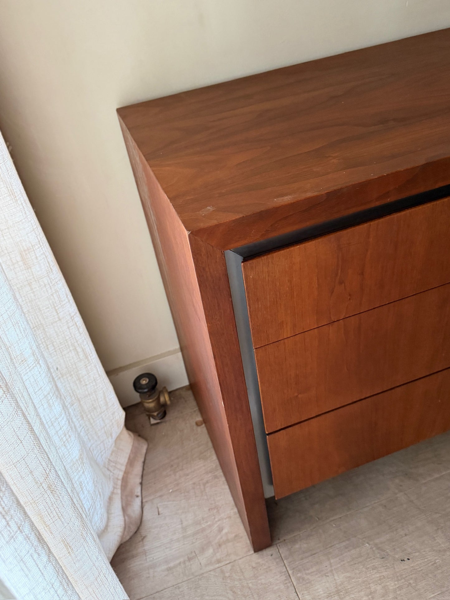 Dillingham walnut six drawer dresser