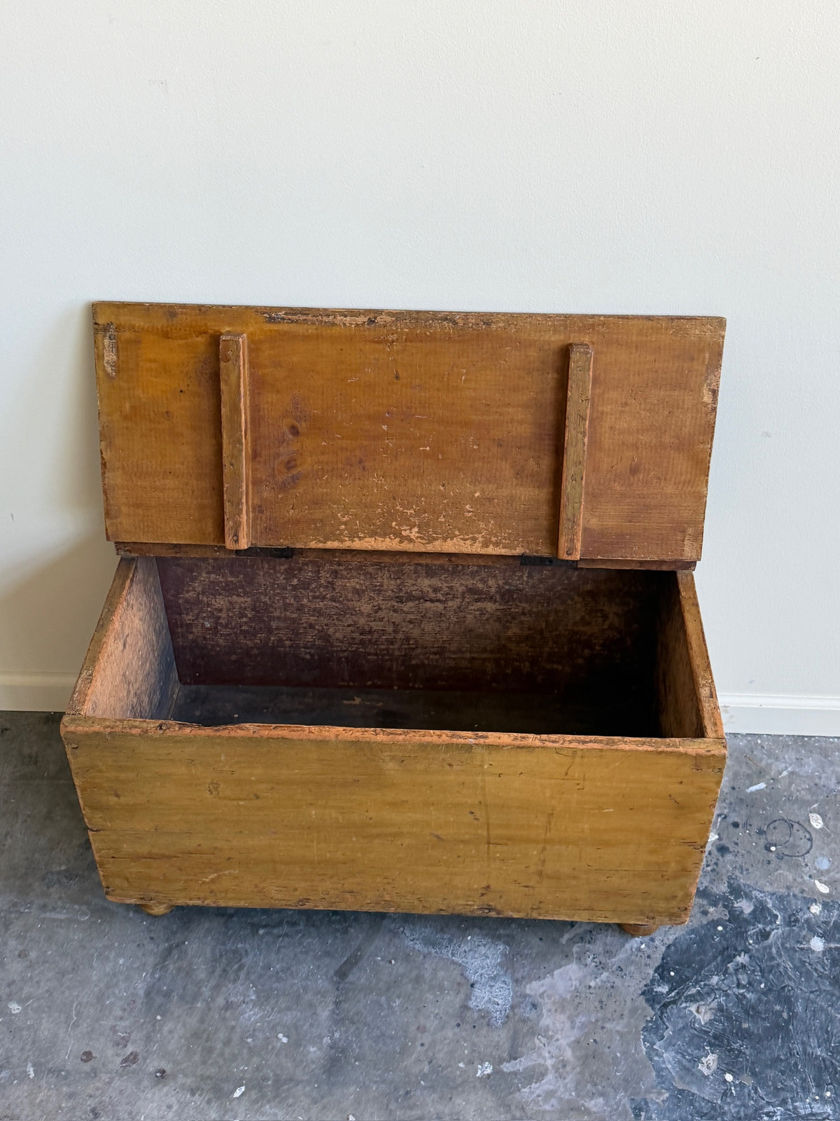Pennsylvania Sheraton mustard painted small pine chest