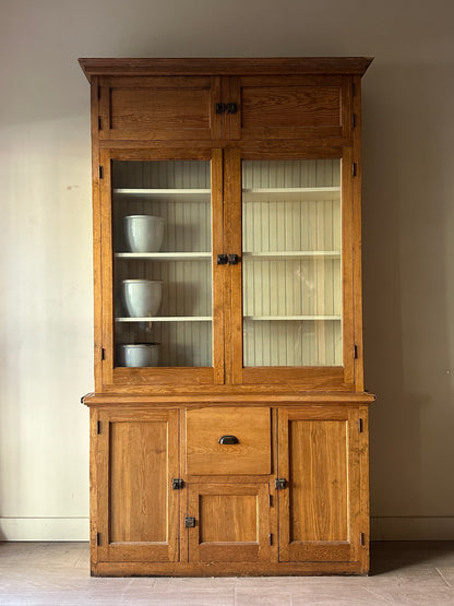 Pine two piece hutch
