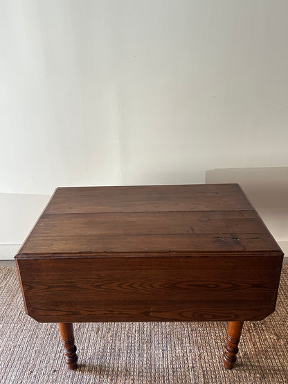 Oak drop leaf table