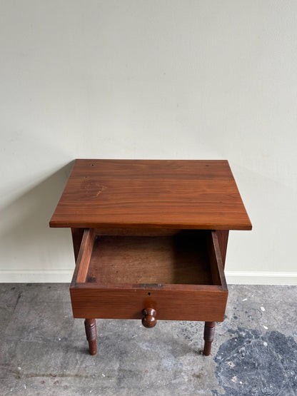 Pennsylvania Sheraton walnut side table
