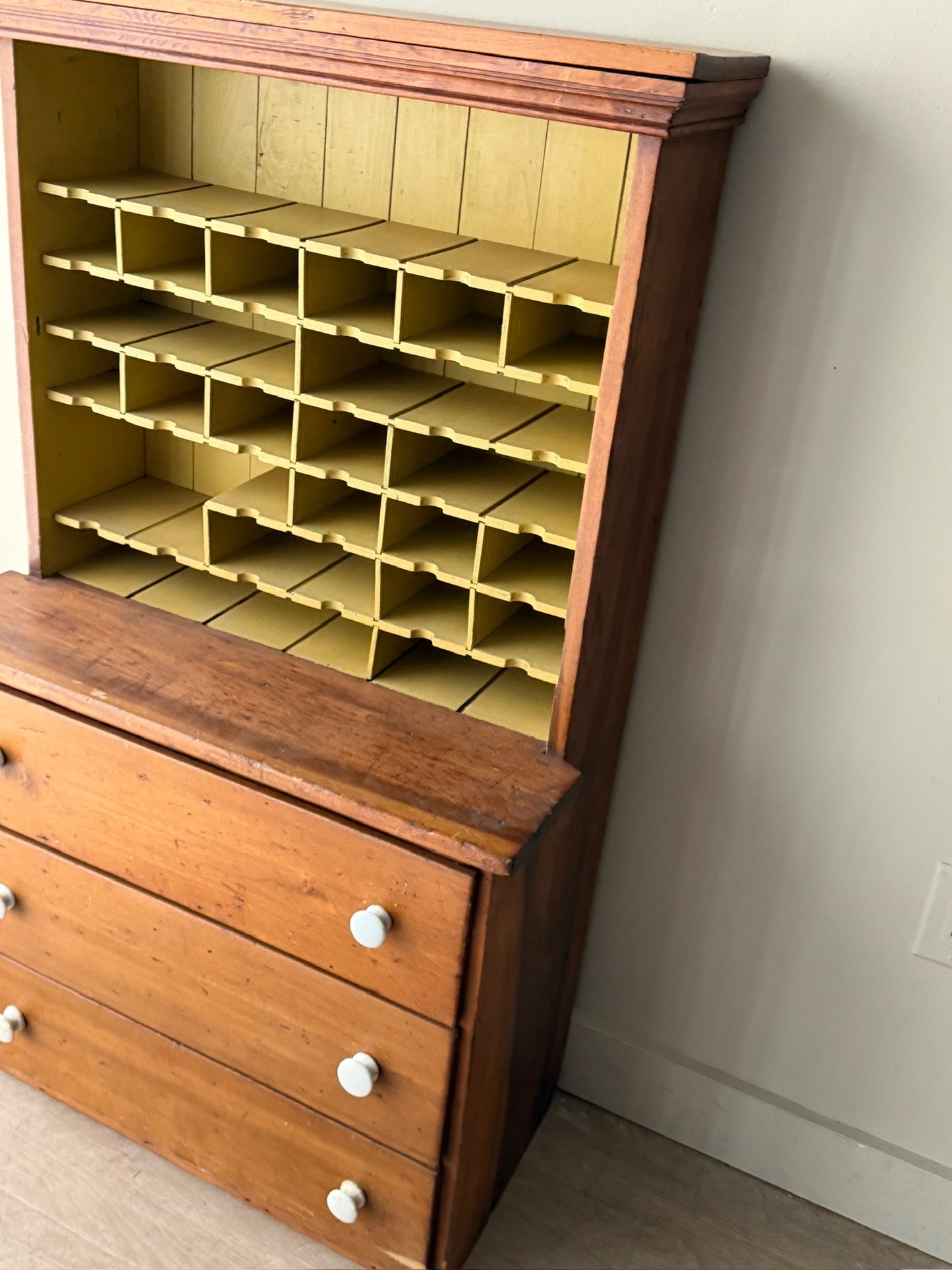 Farmhouse pine cubby hutch