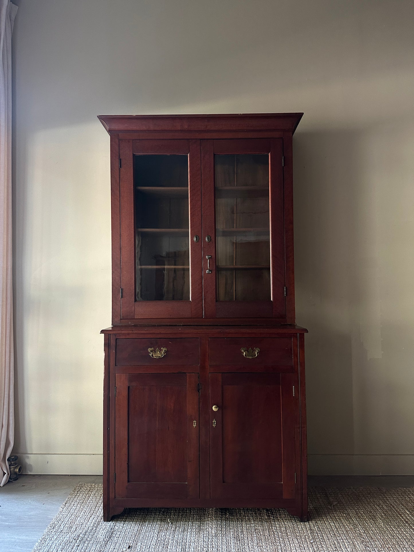 Two piece hutch