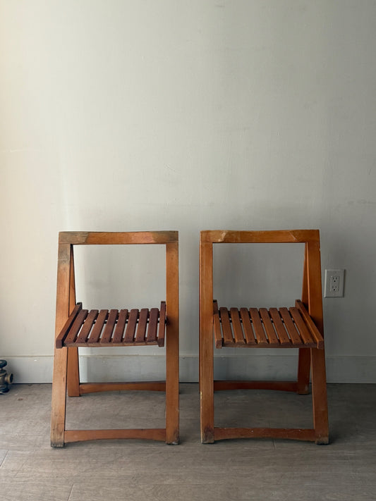 Pair of folding chairs