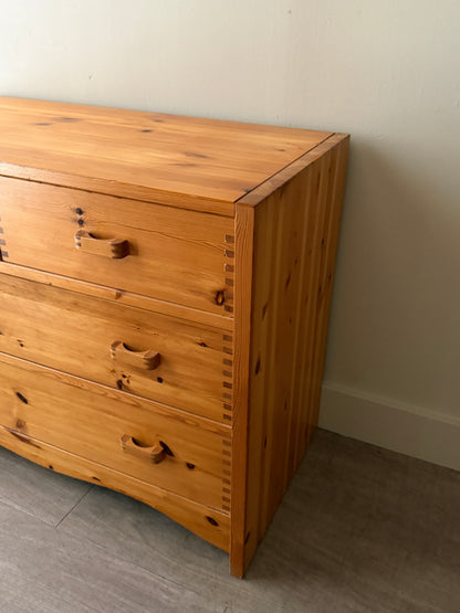 Domino Mobler Danish pine dresser