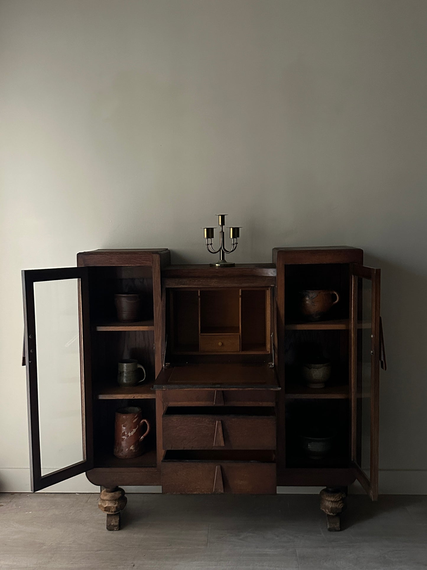English Oak deco display case
