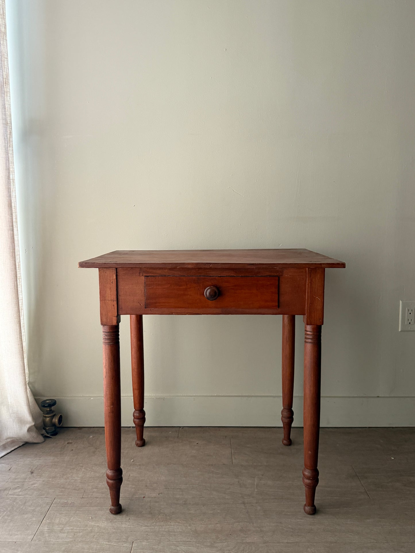 Pennsylvania Sheraton pine side table