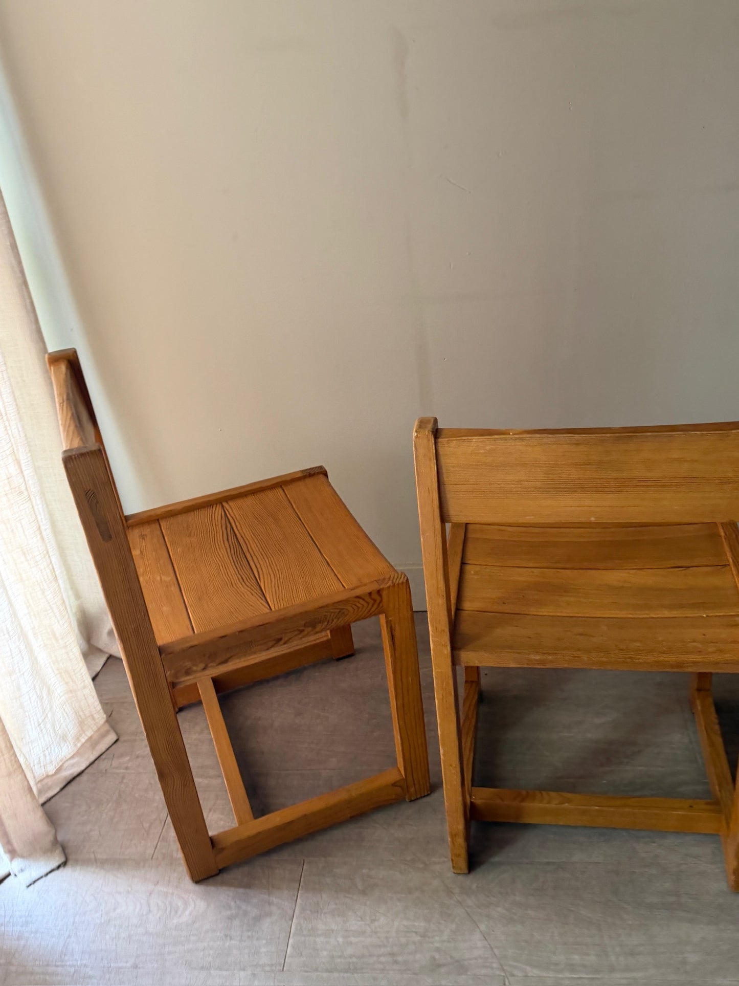 Hugo Svensson Dutch pine chairs. Sold as a set of 4.