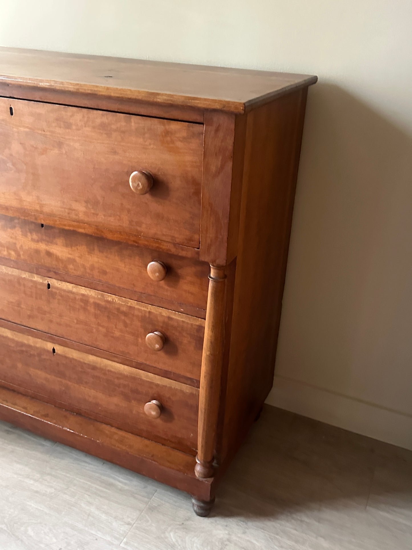 Pine empire dresser