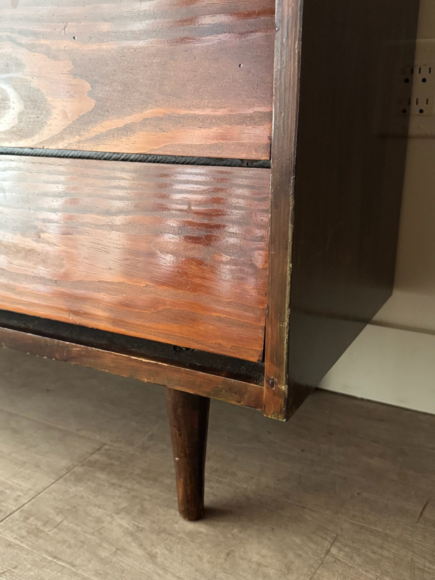 Stained pine 6 drawer dresser