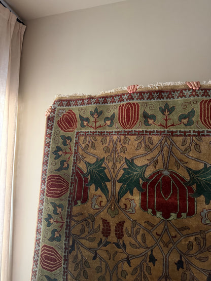 Northern Indian Arts & Crafts rug