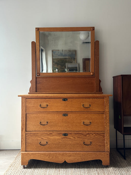 Oak dresser with mirror