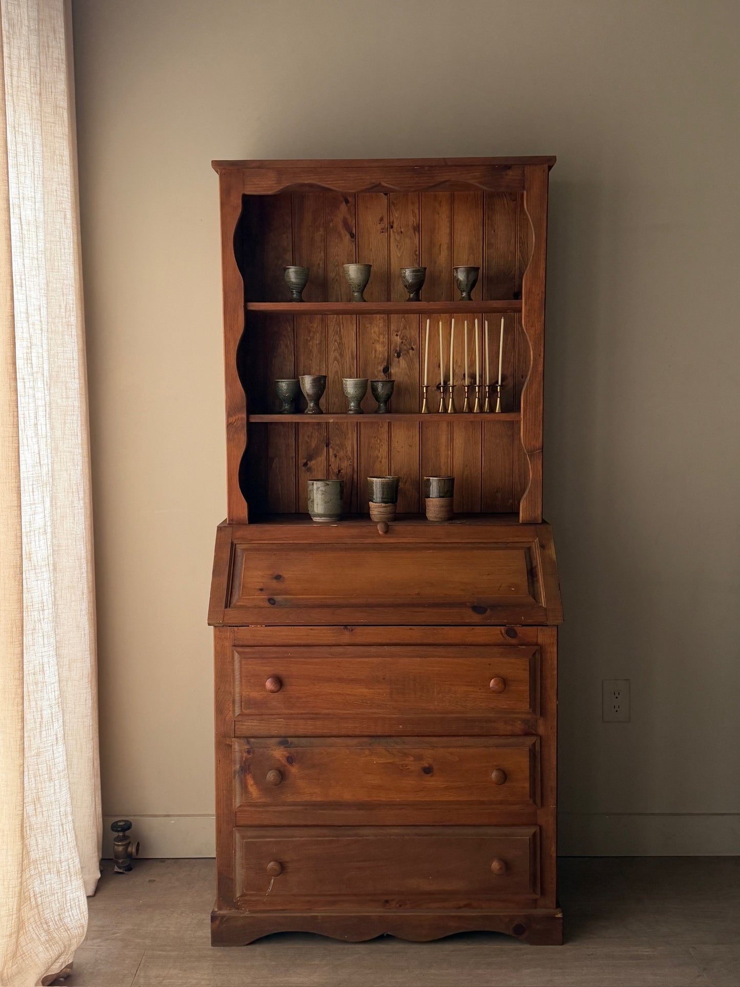 Pine two piece secretary hutch