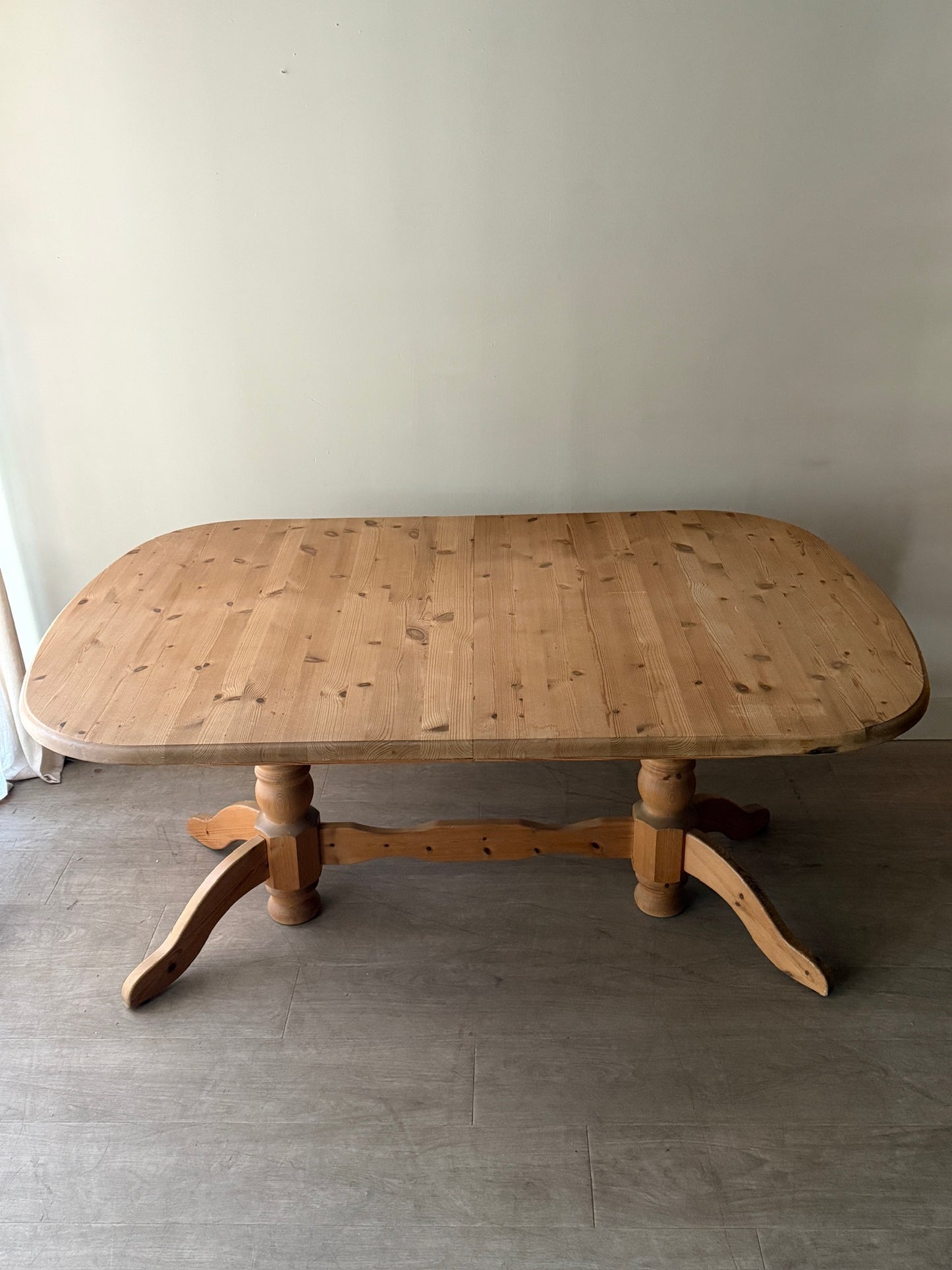 Danish pine dining table with extensions