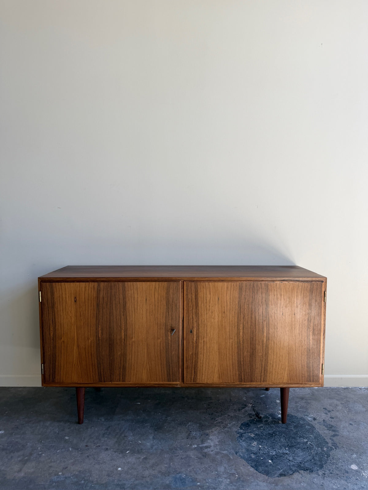 Poul Hundevad Danish rosewood cabinet