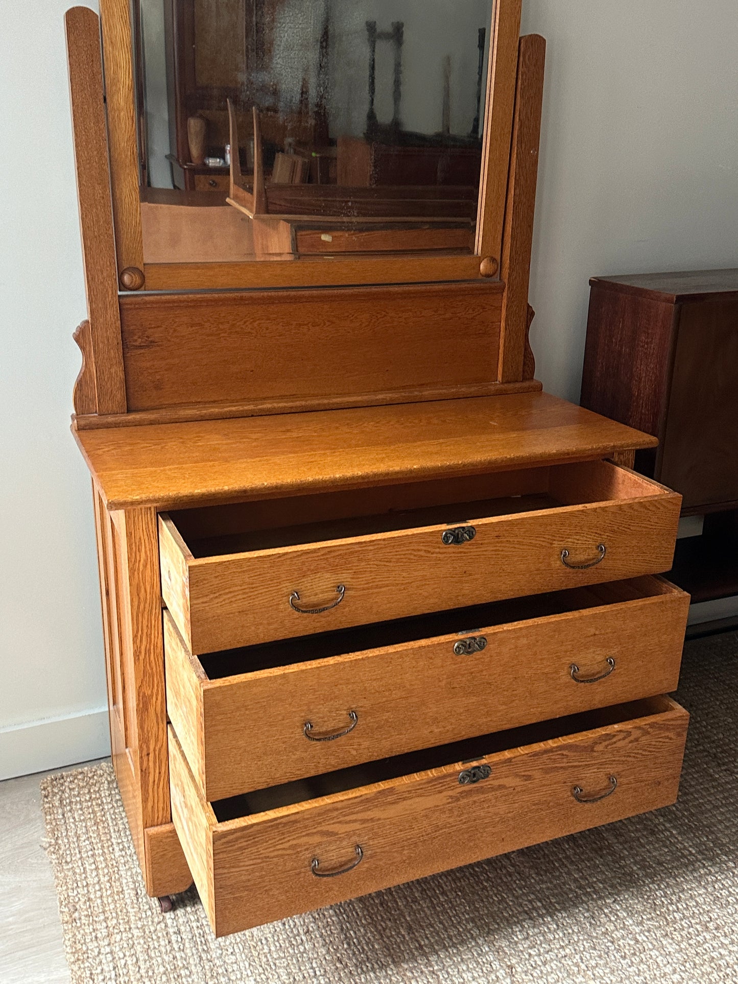 Oak dresser with mirror