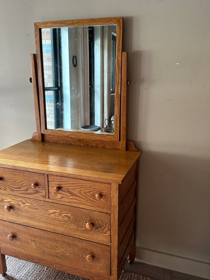 Oak dresser with mirror