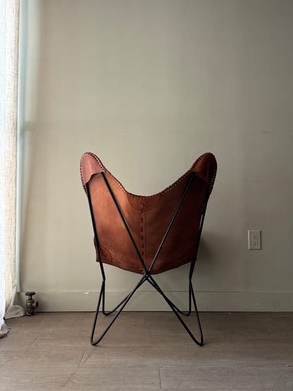 Leather butterfly chair