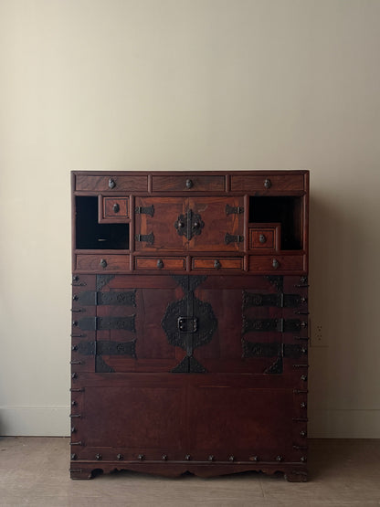 Korean tansu chest