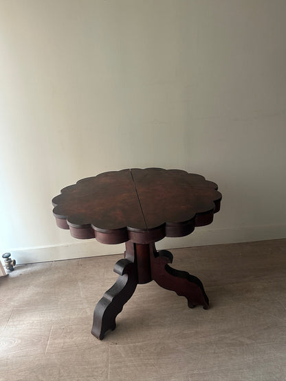 Scalloped mahogany table