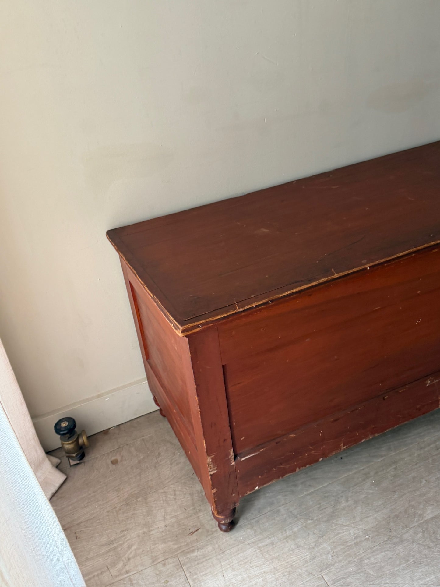 Pennsylvania Sheraton red-washed pine chest