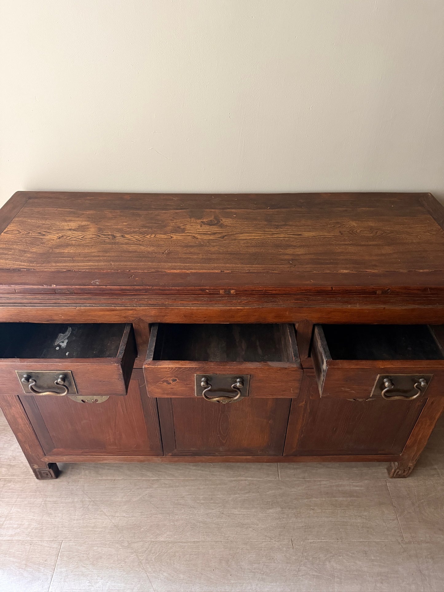 Chinese elmwood server (missing key, bottom section does not open)