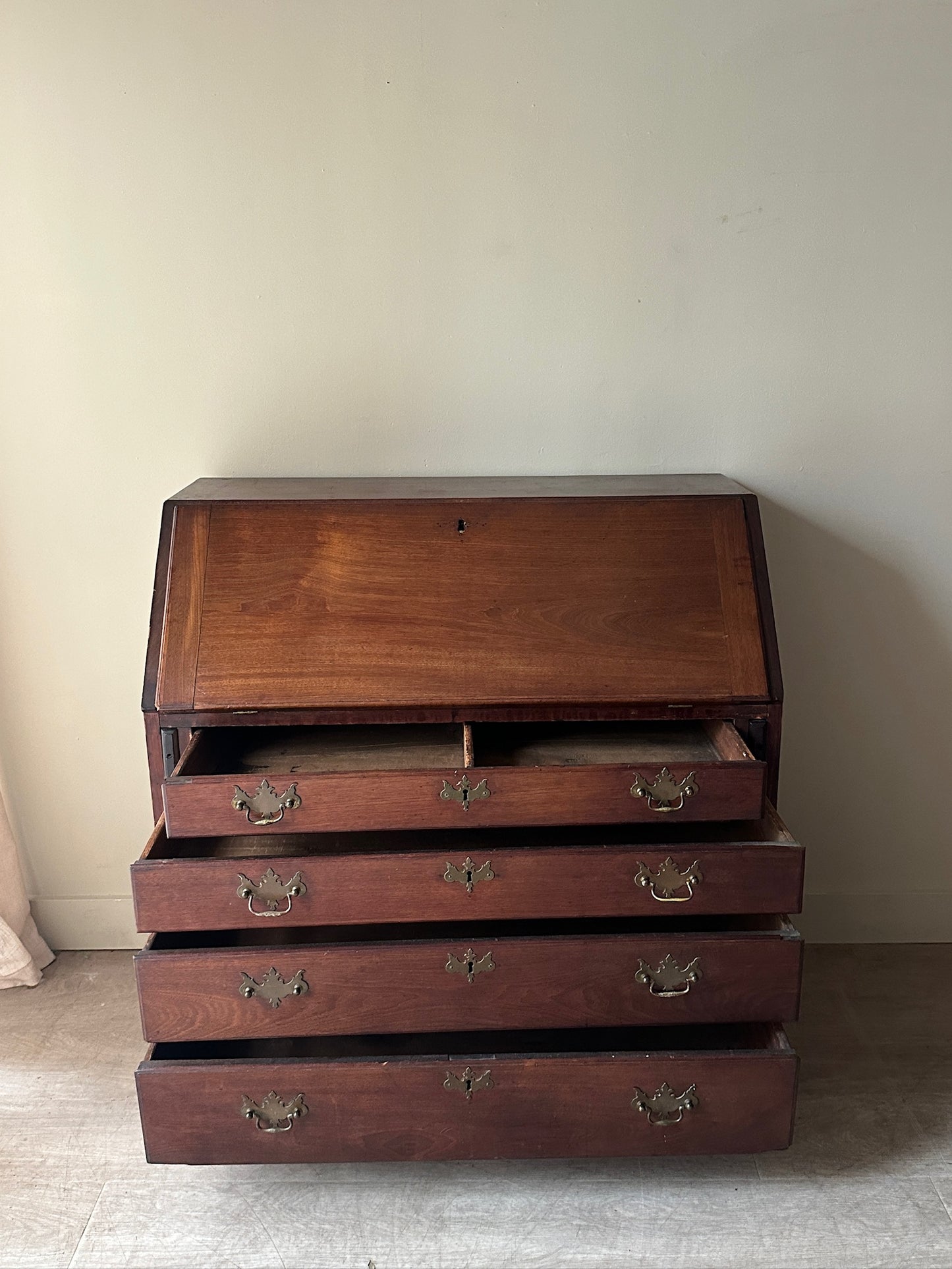 Pine secretary dresser