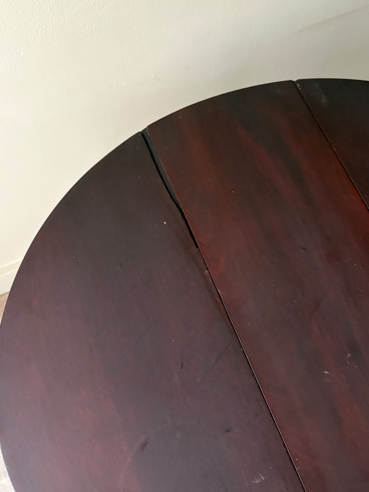William & Mary mahogany drop leaf table