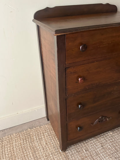 Small pine dresser