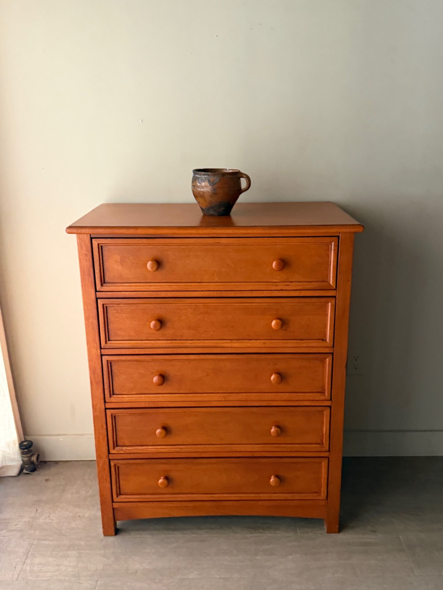 Maple dresser