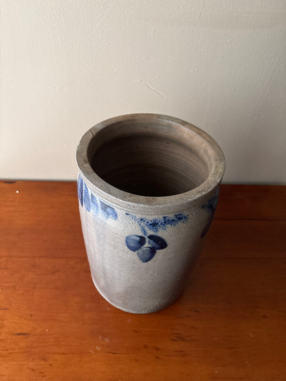 Cobalt-decorated stoneware crock