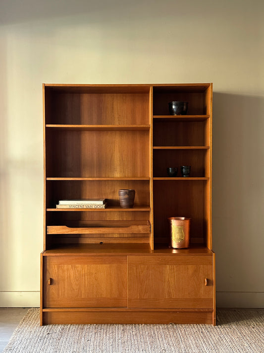 Teak two piece hutch