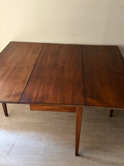 Pine drop leaf table