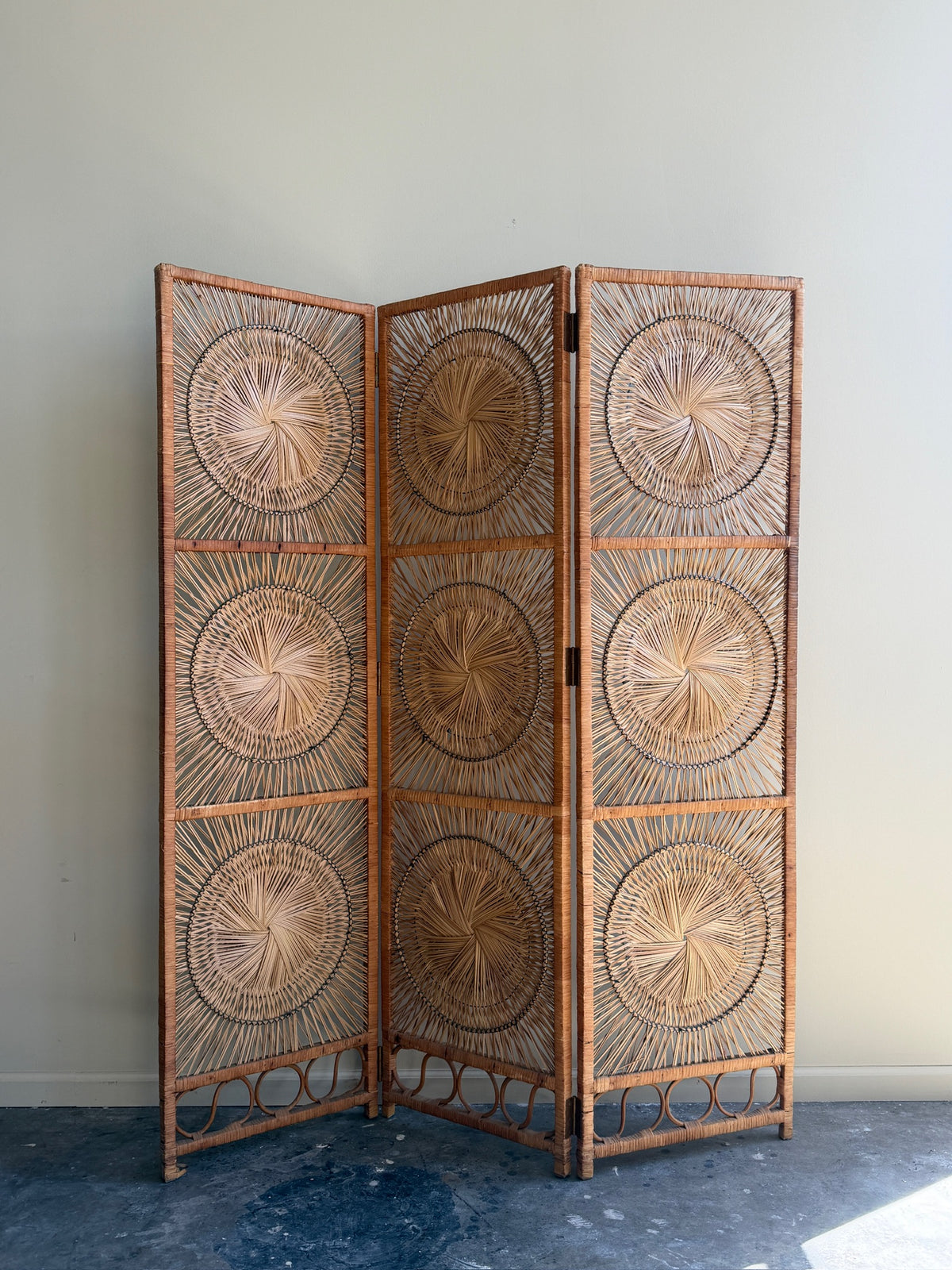 Rattan & wicker room divider