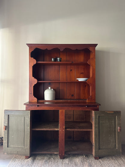 Pine hutch