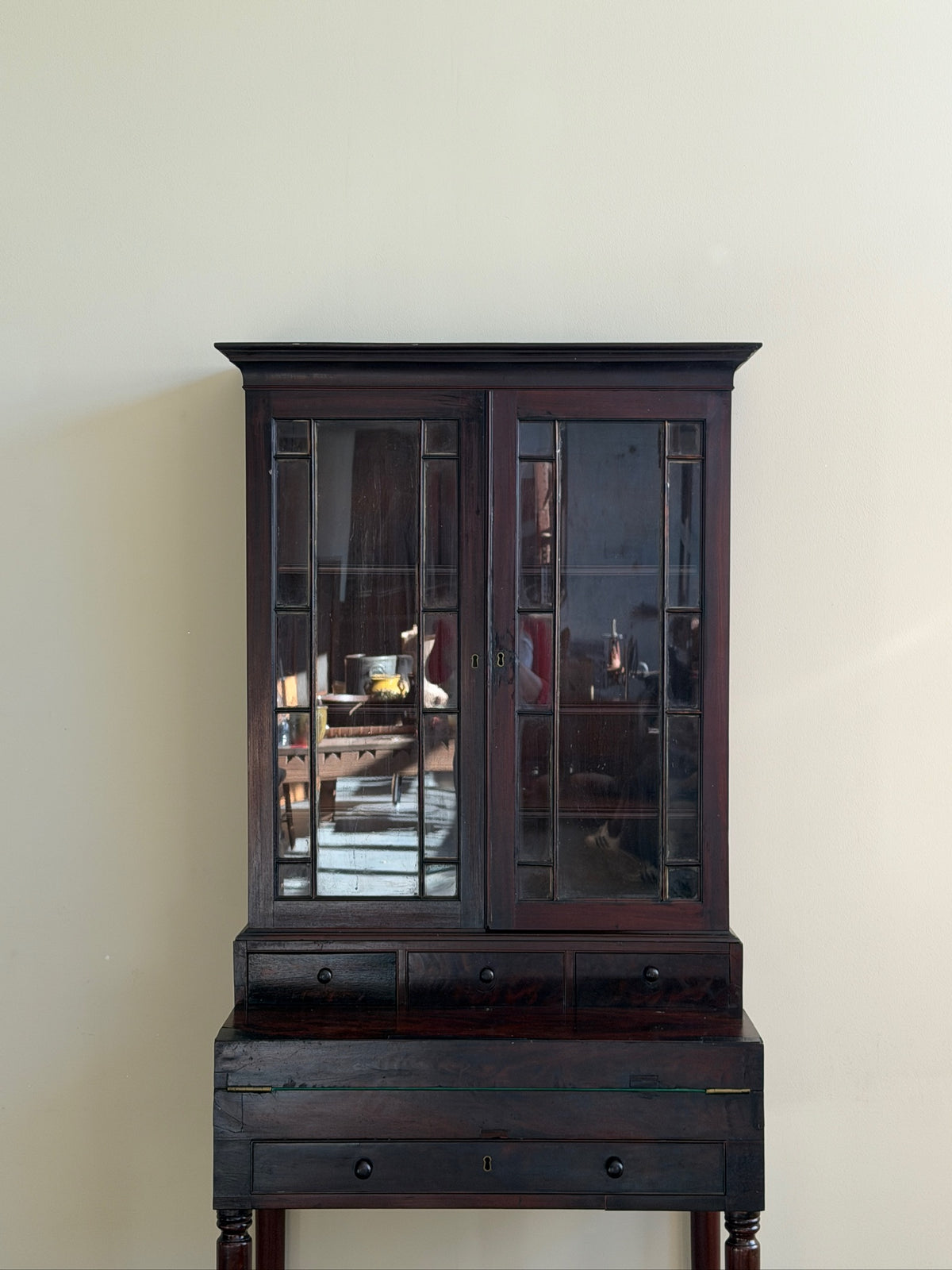 Federal mahogany writing desk with bookcase