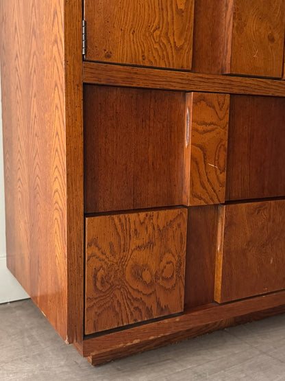 Lane walnut linen press