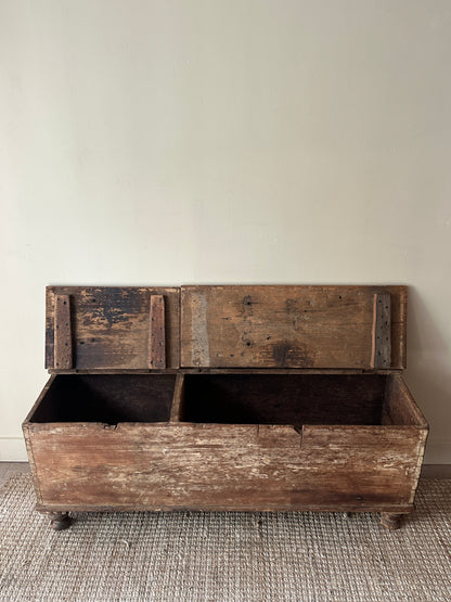 Pine bench/chest