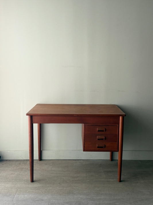 Teak desk