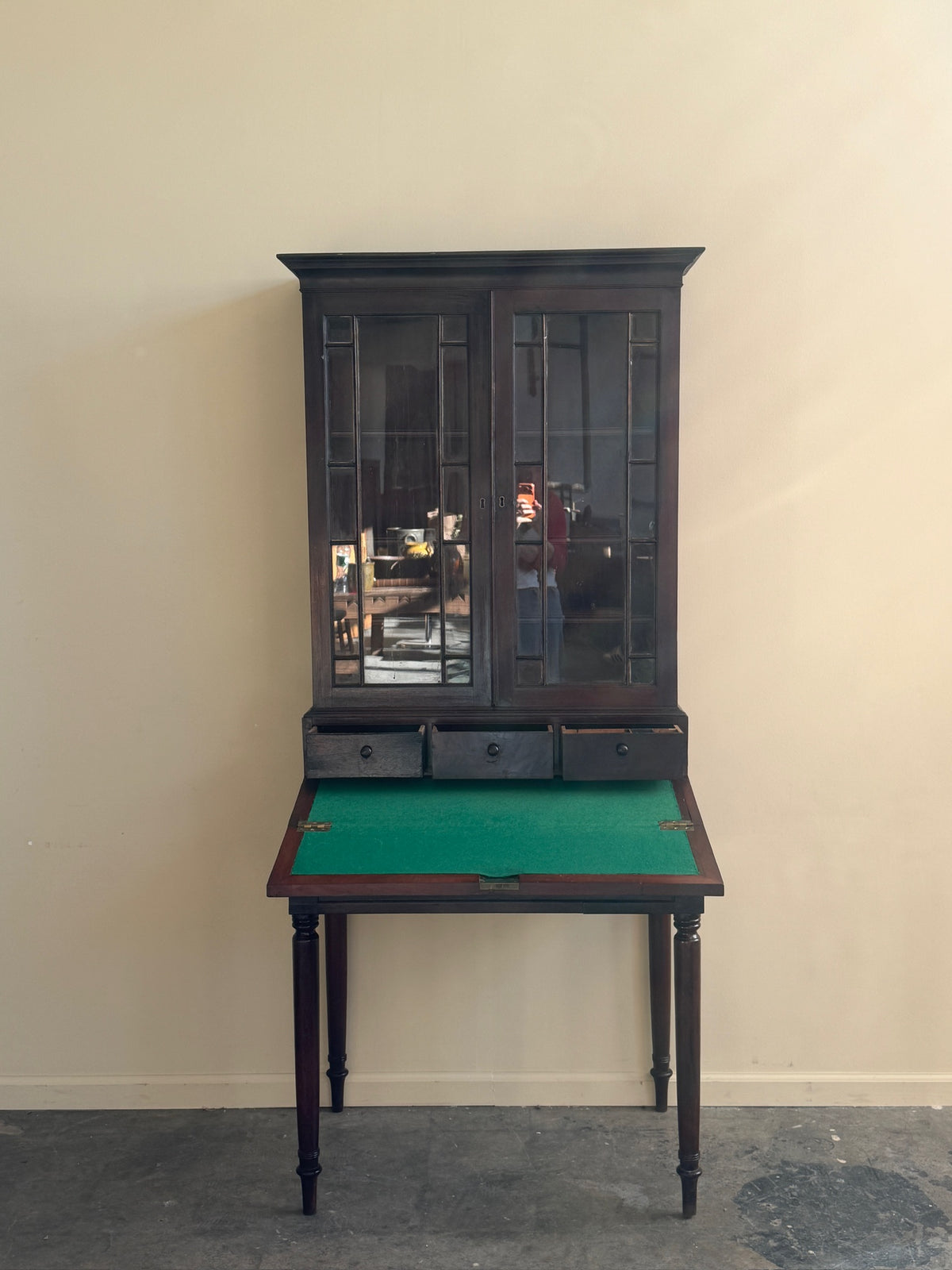 Federal mahogany writing desk with bookcase