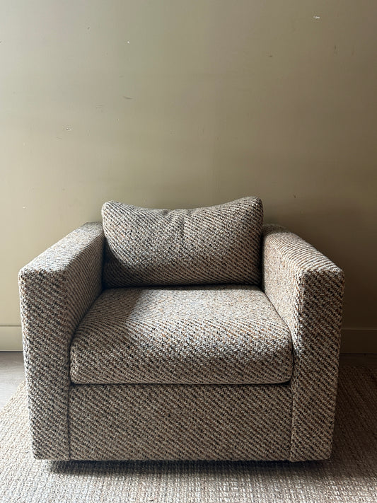 Wool armchair