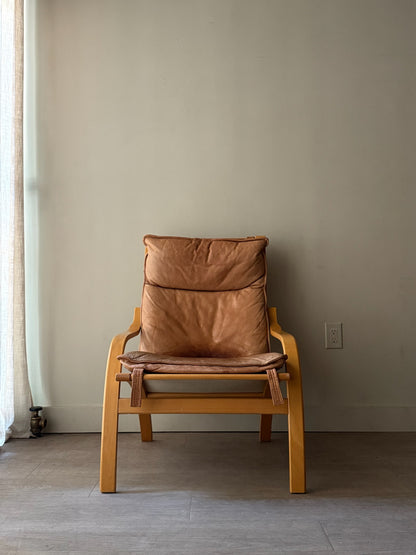 Stouby Danish leather bentwood lounge chair